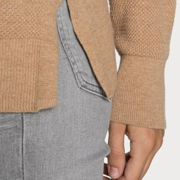 NWT ~ GAP V-NECK SWEATER SIZE S - Picture 3 of 10